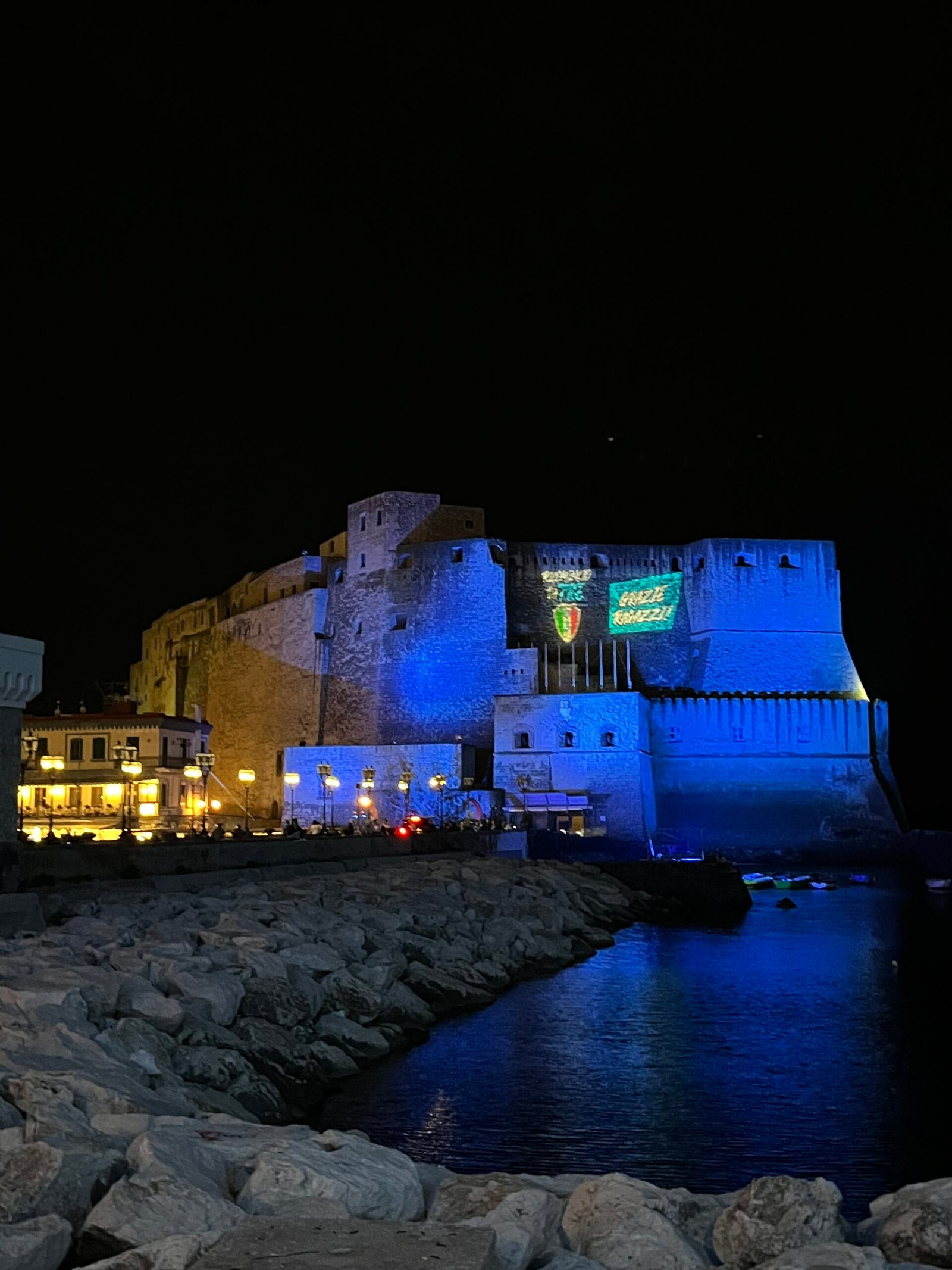 Casa Vacanze Pizzofalcone 41B Napoli Castel dell'Ovo di notte