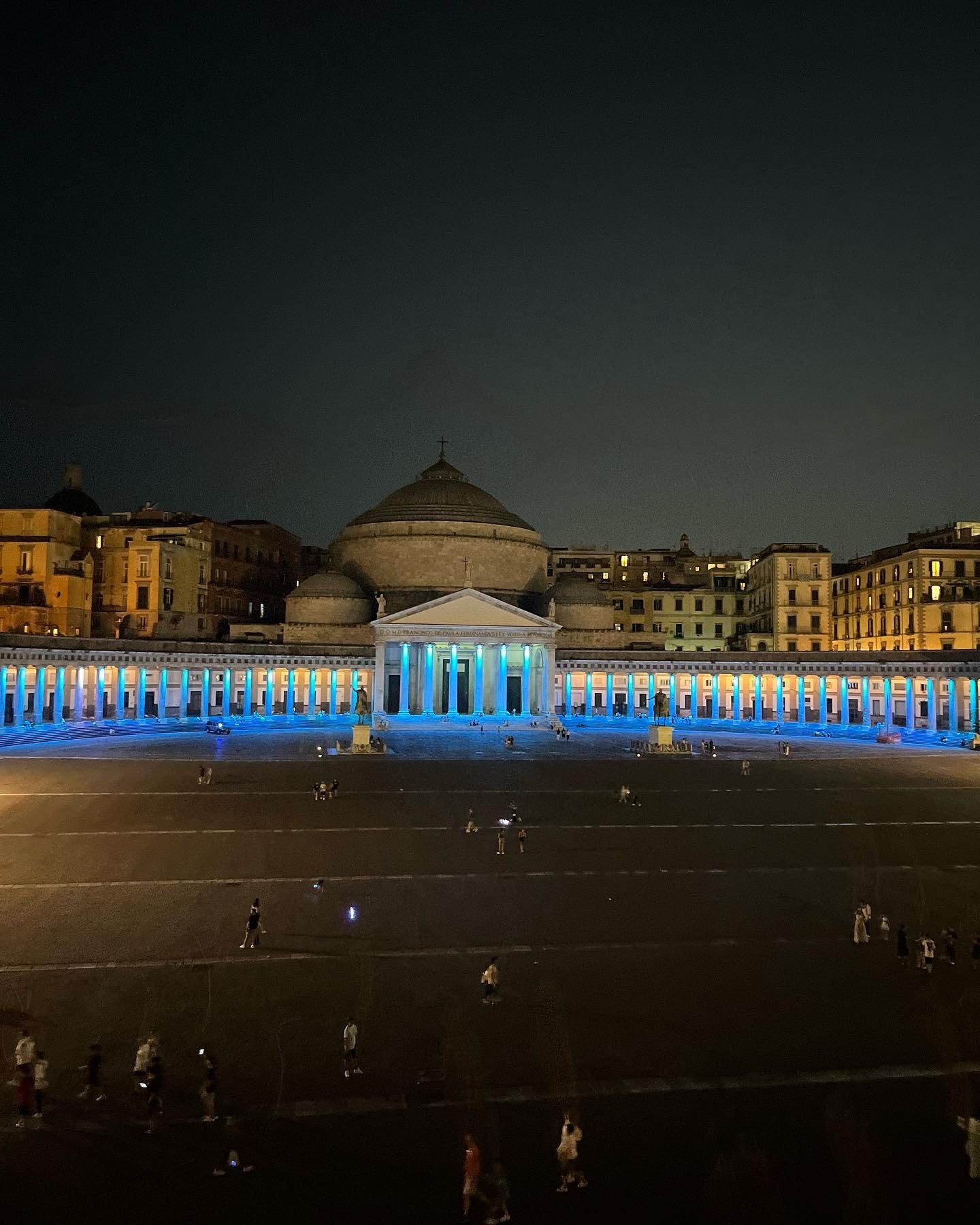Casa Vacanze Pizzofalcone 41B Napoli Piazza Plebiscito di notte